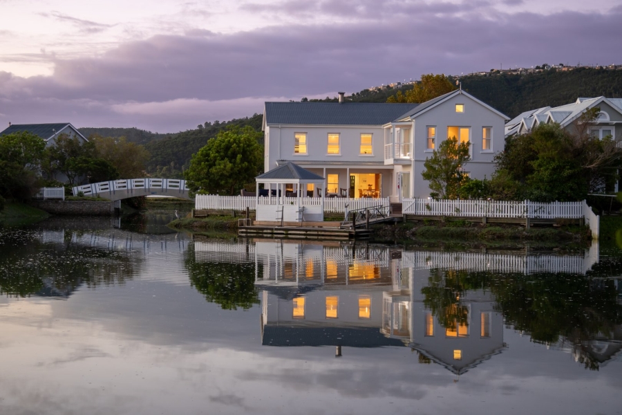 5 Bedroom Property for Sale in Thesen Islands Western Cape